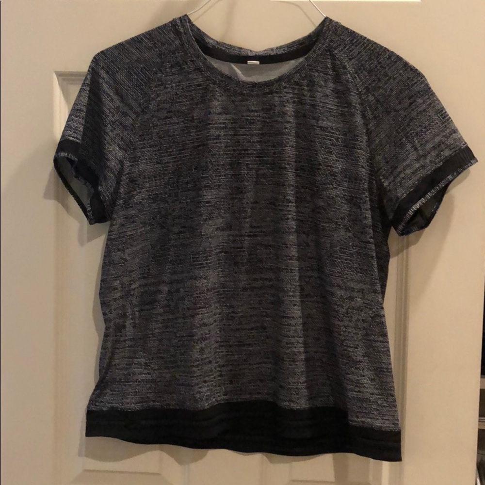 Lululemon top size 8